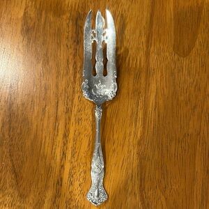 Rogers Bros vintage silver plated pastry fork. Grape pattern. EUC